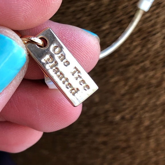 Necklace Cecelia One Tree Planted - Picture 4 of 6